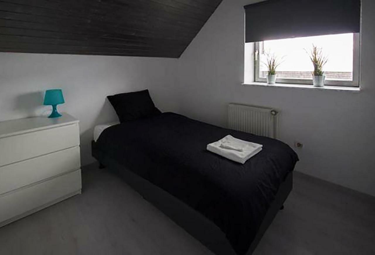 Hotel Df Am Ring Nuerburg Esterno foto